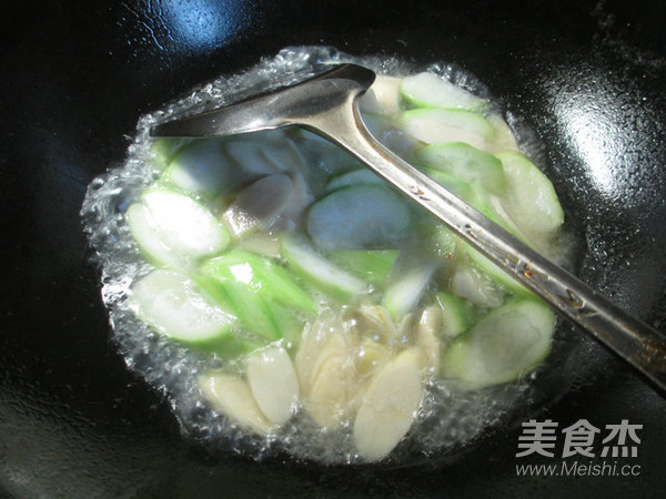 鞭笋煮夜开花的做法步骤：5