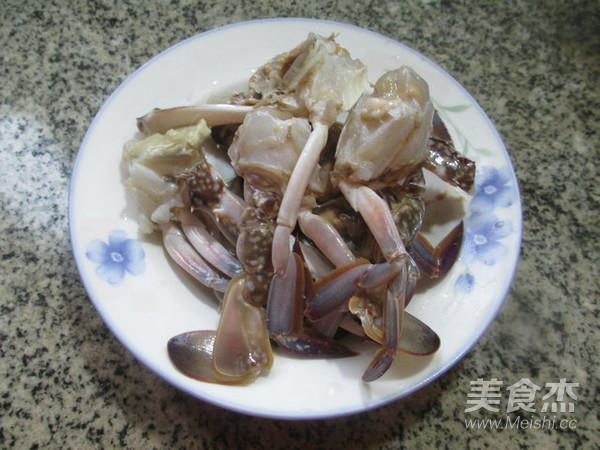 毛豆炒螃蟹的做法步骤:3