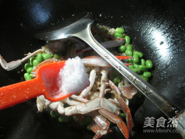 毛豆炒螃蟹的做法步骤:10