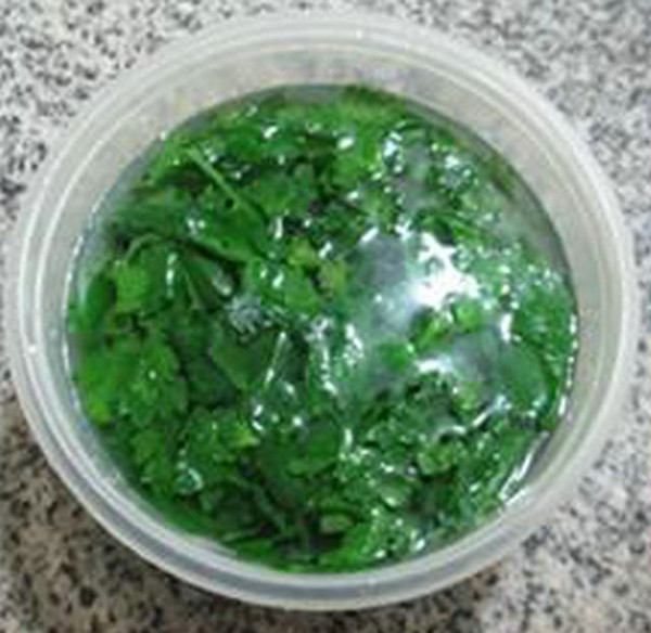 香干芹菜叶春卷的做法步骤:6