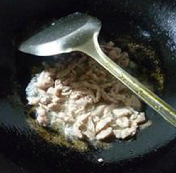 瘦肉丝泡菜炒饭的做法步骤：7