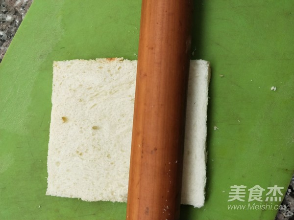杏仁土司卷的做法步骤：6