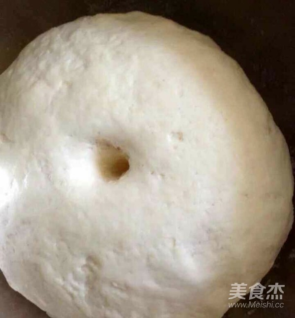 发面糖饼的做法步骤：1