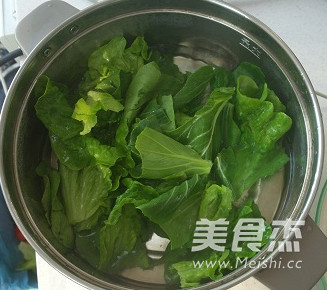 翡翠白菜蒸饺的做法步骤：2