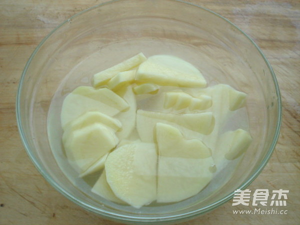 地三鲜的做法步骤:3