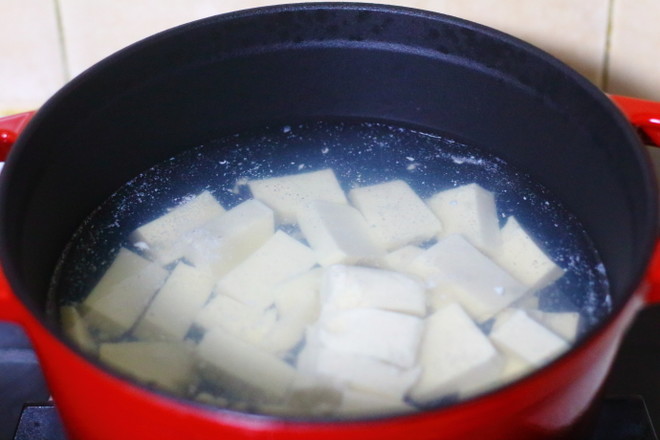 豆腐菌菇汤的做法步骤:3