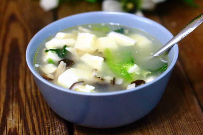 豆腐菌菇汤的做法步骤:7