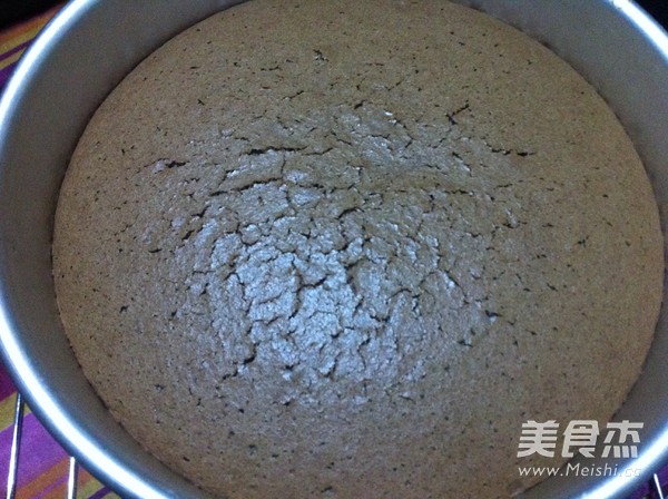 巧克力戚风蛋糕的做法步骤:12