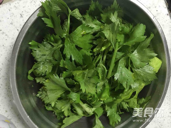 蒸芹菜叶的做法步骤：7