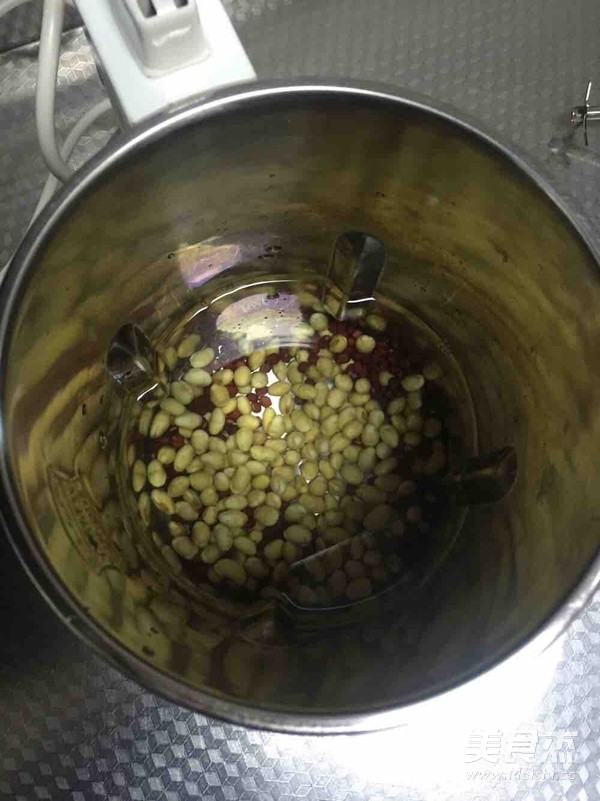 红豆豆浆的做法步骤：3