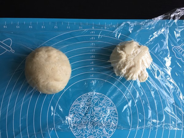 蛋黄酥的做法步骤:4