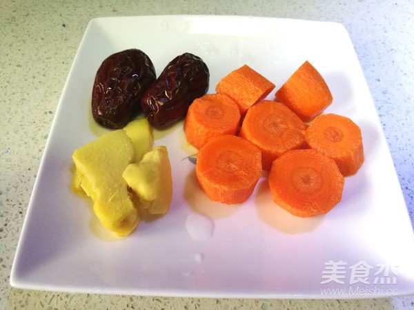 胡萝卜海带排骨汤的做法步骤:3