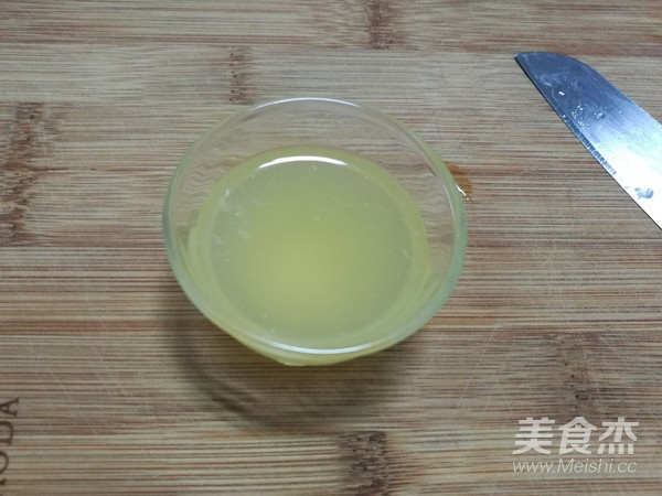 柠檬梨汁奶昔的做法步骤:3
