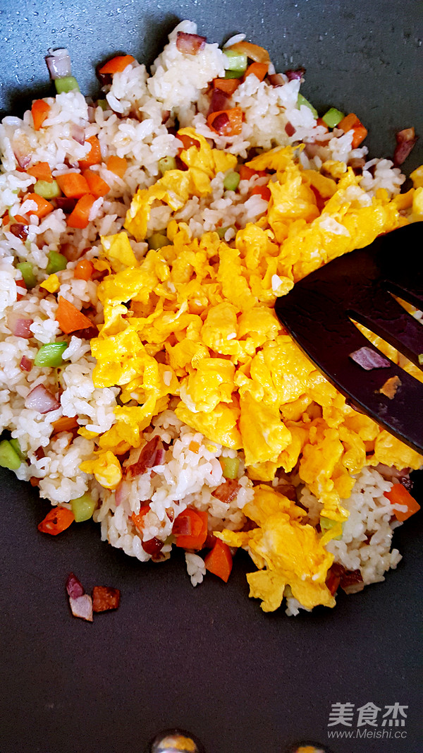 蛤蜊炒饭的做法步骤:9