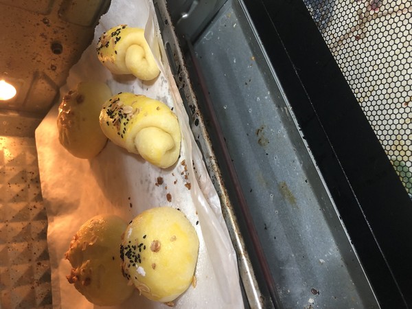 粗粮麦片面包的做法步骤:4