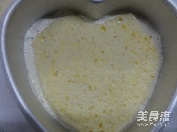 火龙果慕斯蛋糕的做法步骤:5