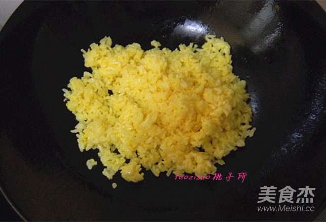 金银蛋炒饭的做法步骤:7