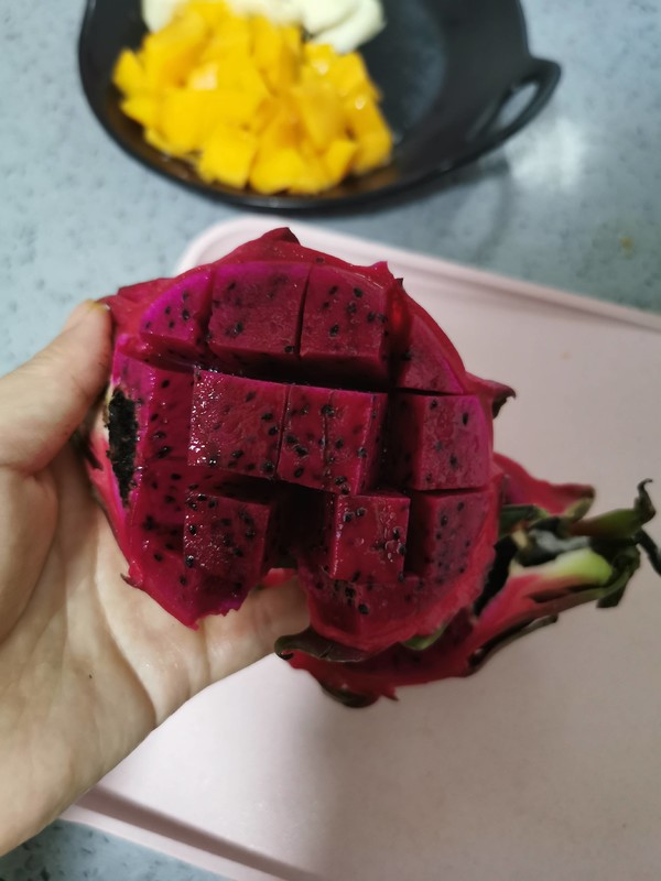 松子酸奶水果捞的做法步骤:4