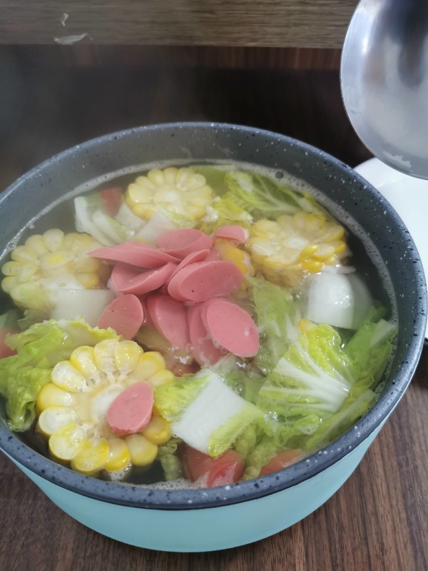 白菜玉米清脂养颜汤的做法步骤:3