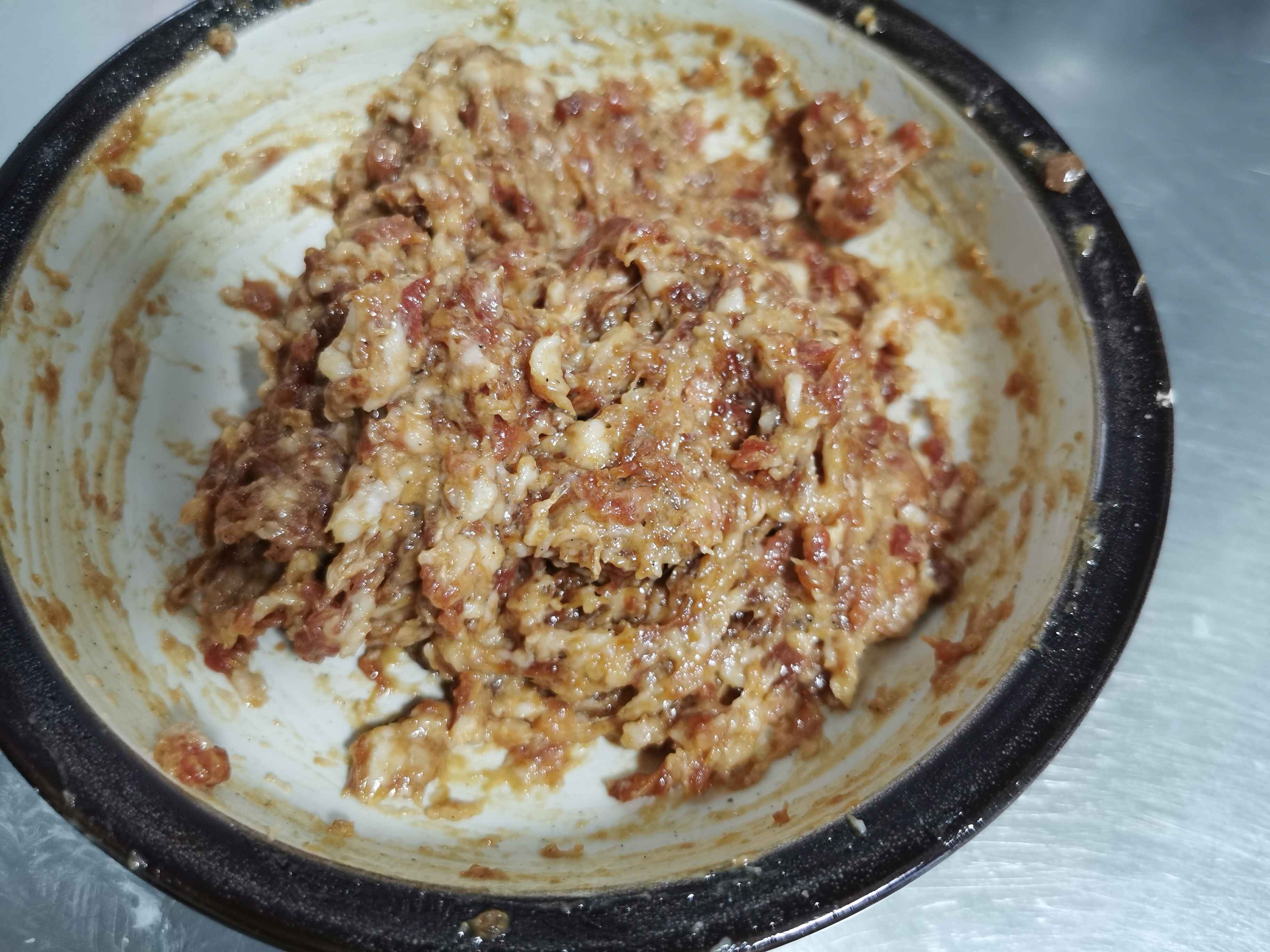 红萝卜粉条肉包子的做法步骤:5