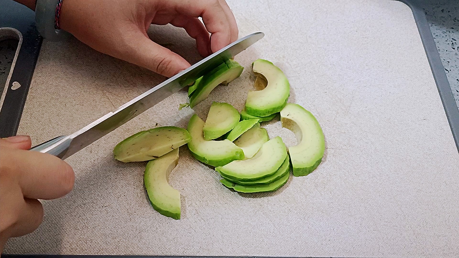 我减脂期最喜欢吃的鸡胸肉蔬菜沙拉，绝对低脂饱腹又好吃的做法步骤：7