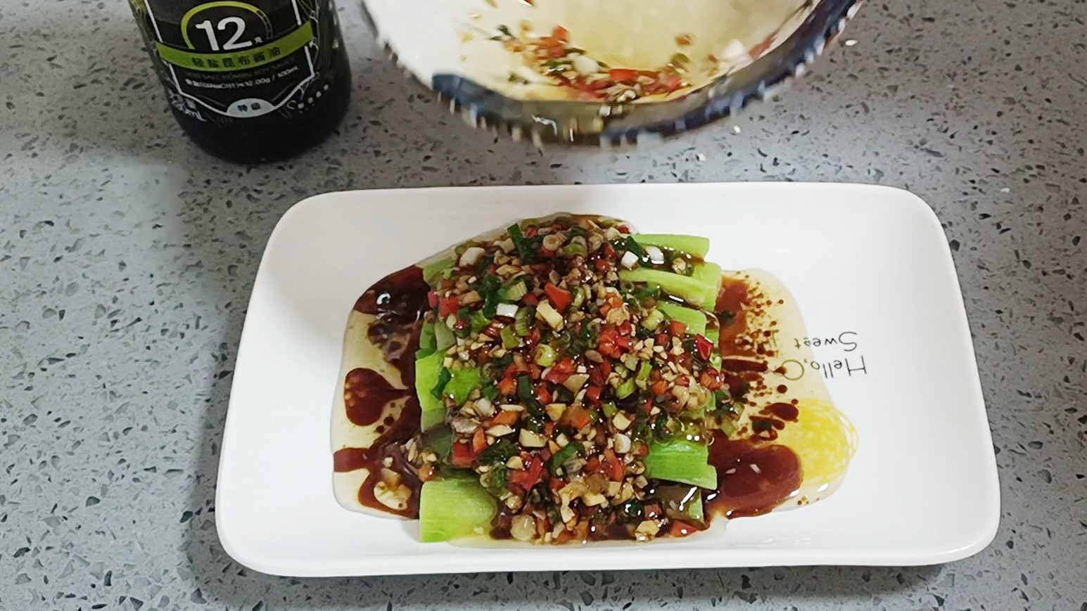 清淡爽口的凉拌丝瓜，好吃不长肉的做法步骤：11