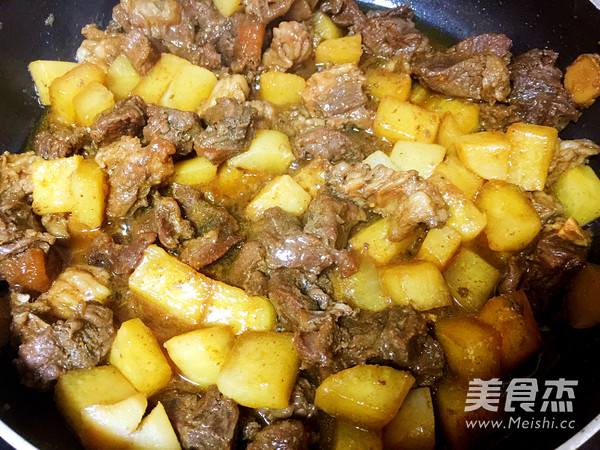 牛肉烧萝卜的做法步骤:6