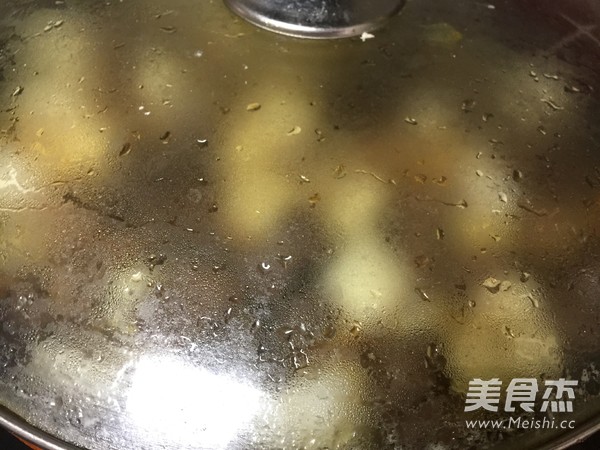 牛肉烧萝卜的做法步骤:5