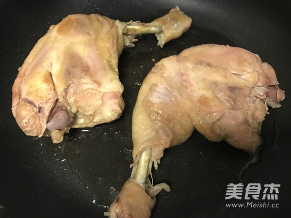 蜜汁鸡腿的做法步骤：4