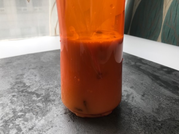 香蕉酸奶奶昔的做法步骤：3