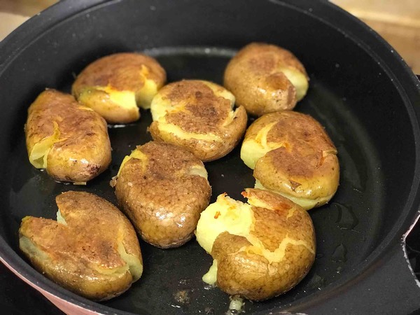香煎小土豆的做法步骤:6