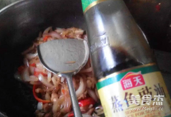 洋葱炒肉的做法步骤:10