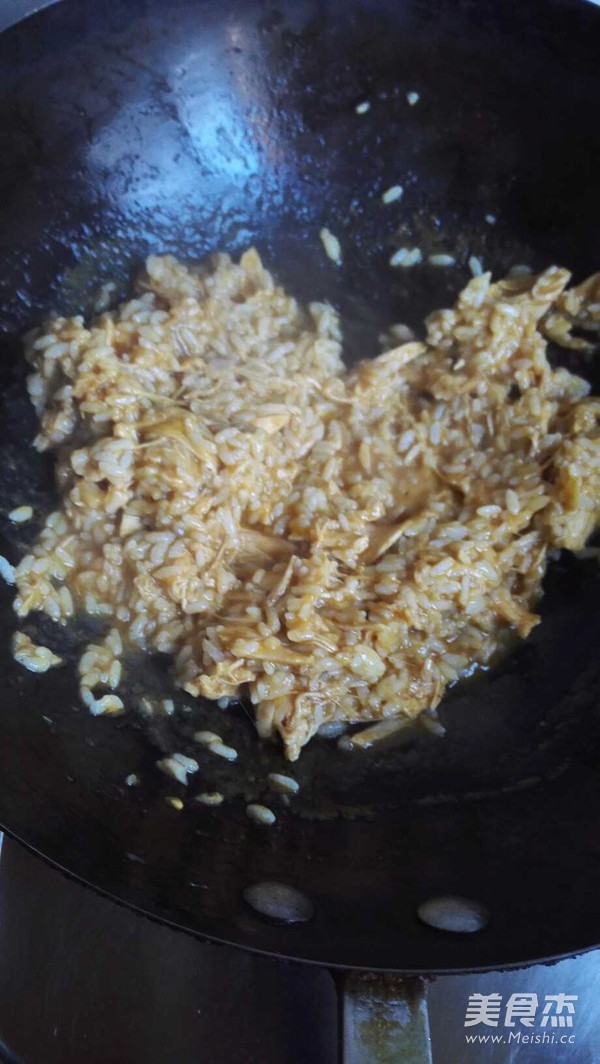 炒饭+小蛋包饭的做法步骤:4