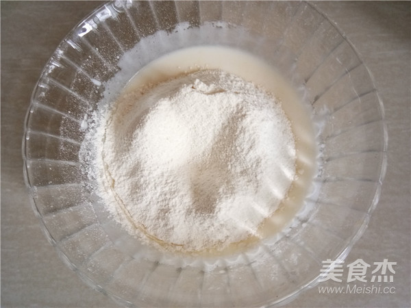酸奶戚风蛋糕杯的做法步骤：2