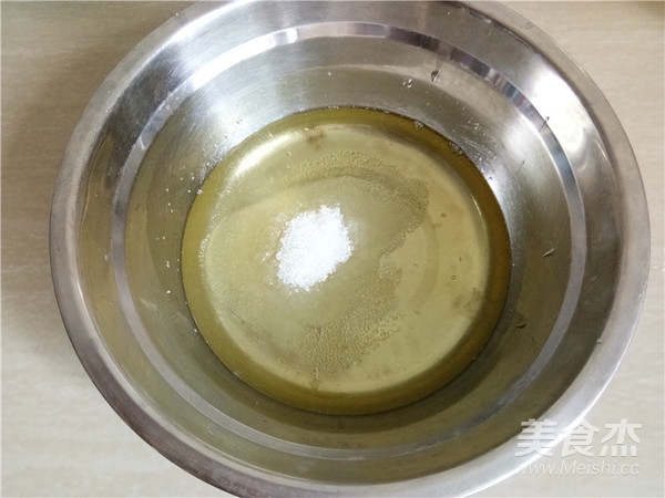酸奶戚风蛋糕杯的做法步骤：5