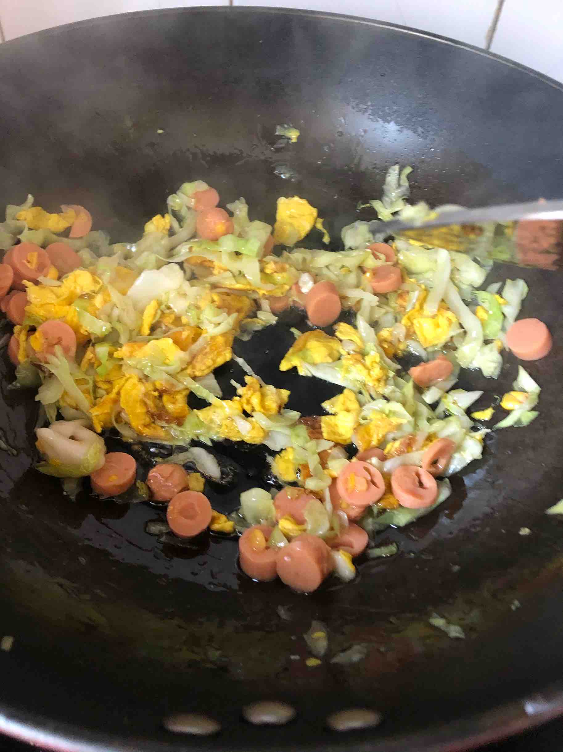 香肠蛋炒饭的做法步骤：6