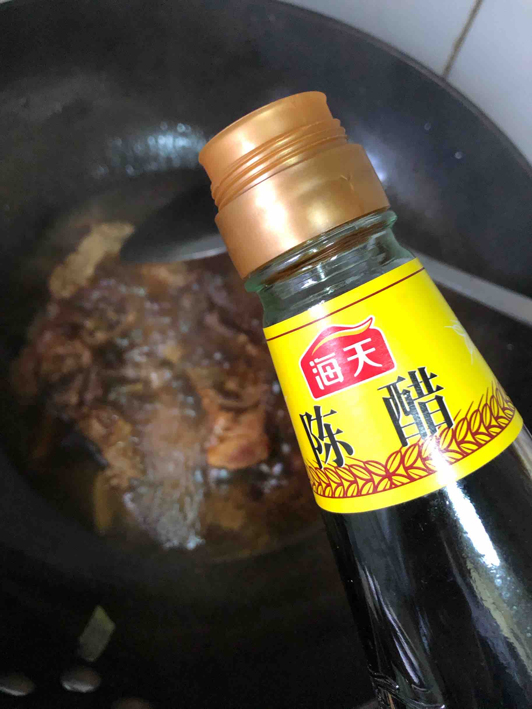 糖醋排骨的做法步骤：11