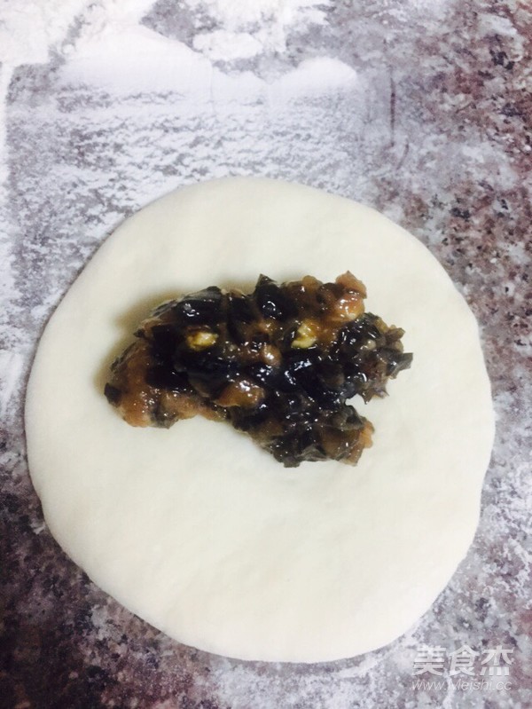 牛肉包子的做法步骤:12