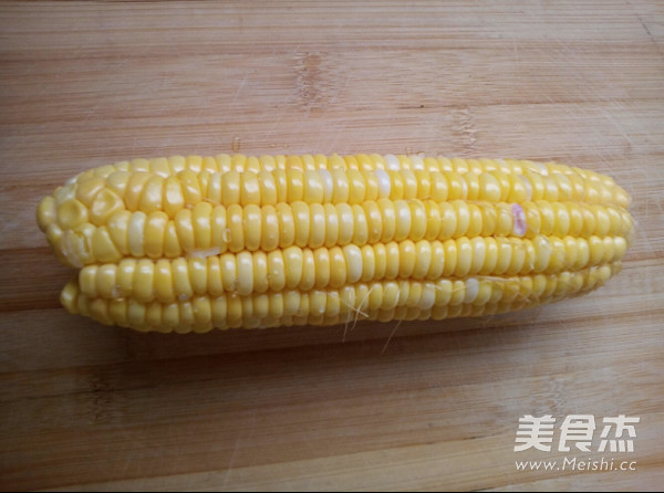 金黄玉米饼的做法步骤：1