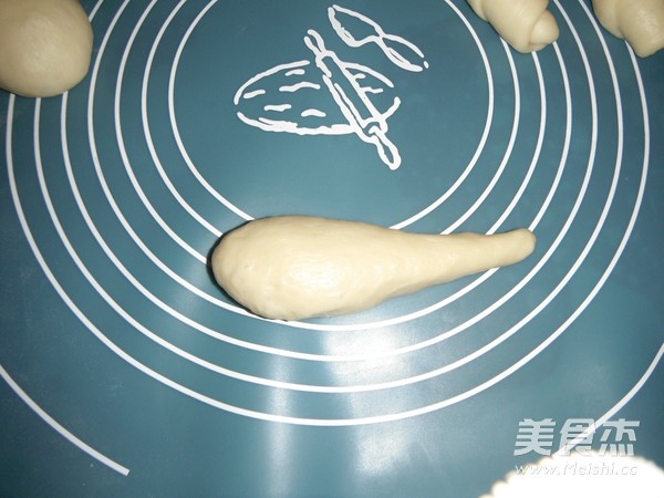 酸奶牛角面包的做法步骤:5