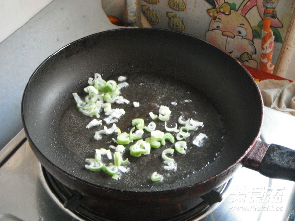 圆白菜肉丝炒面的做法步骤:8