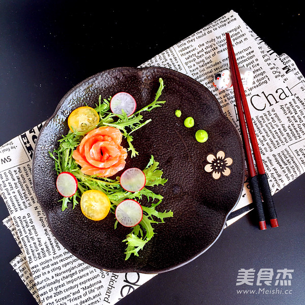花开富贵之三文鱼刺身的做法步骤：6