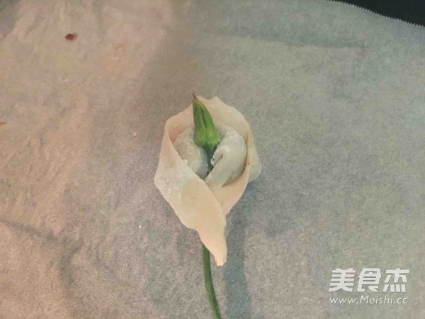 马蹄莲菜肉馄饨的做法步骤:10