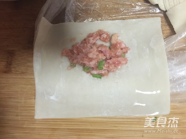 蛋皮煎馄饨的做法步骤：4