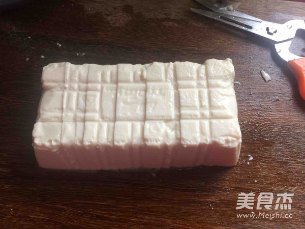 蟹粉豆腐的做法步骤：2