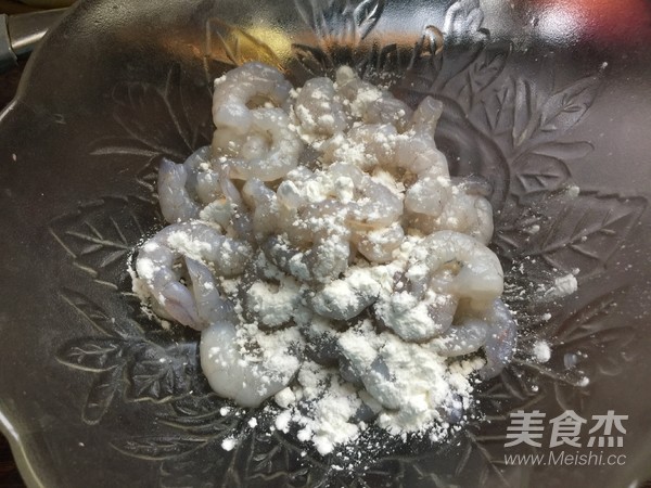 虾仁蛋黄豆腐的做法步骤：2