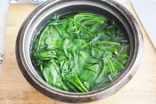 鸡丁菠菜酪的做法步骤:9