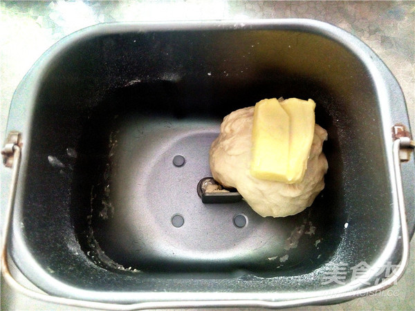 火腿香肠面包的做法步骤:3