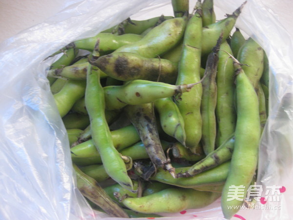蚕豆米鸡蛋汤的做法步骤：1