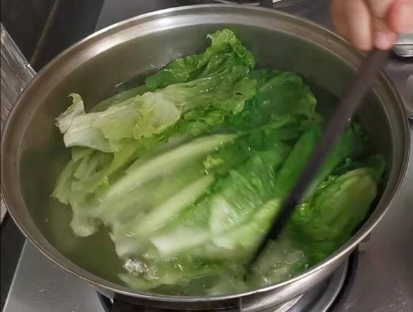 蚝油生菜的做法步骤:2